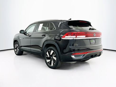 Used 2025 Volkswagen Atlas Cross Sport SE image 5