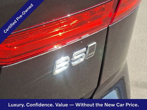 Certified 2025 Volvo XC60 B5 Core AWD/4WD image 31