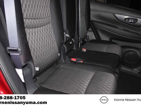 Used 2020 Nissan Rogue SV AWD/4WD image 7