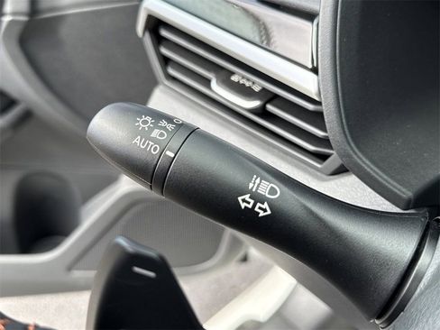 New 2025 Nissan Altima 2.5 SR w/ SR Premium Package image 37