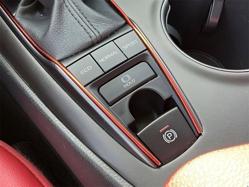 Used 2022 Toyota Camry XSE image 42