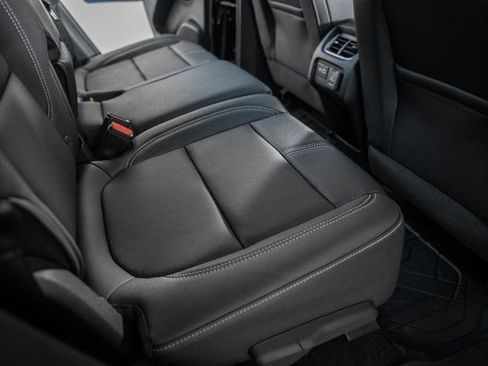 New 2026 Chevrolet Blazer LT w/ LPO, Black Sport Package image 33