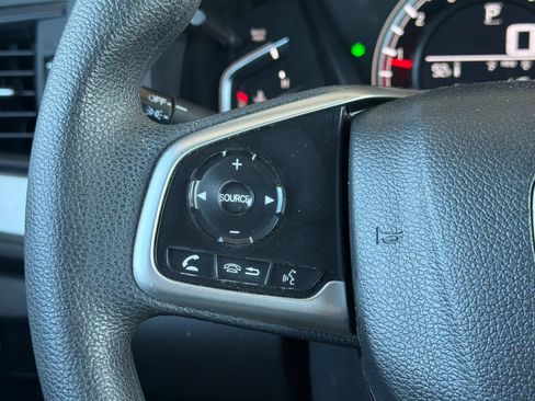 Used 2018 Honda CR-V LX image 29