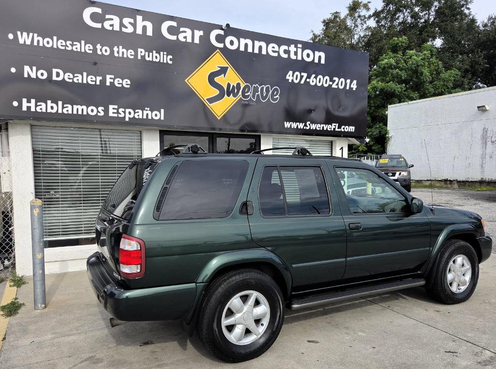 Used 2001 Nissan Pathfinder LE AWD/4WD image 7