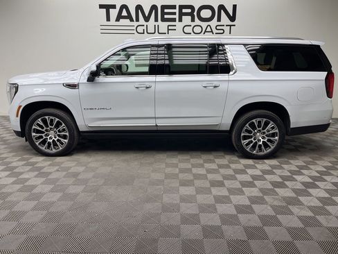 New 2026 GMC Yukon XL Denali w/ Sun & Power Step Package AWD/4WD image 2