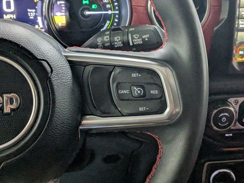 Used 2023 Jeep Wrangler Unlimited Rubicon 4xe AWD/4WD image 14