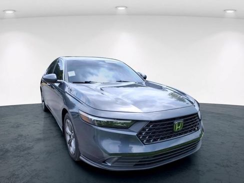 Used 2023 Honda Accord EX image 5