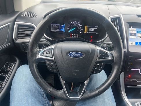 Used 2017 Ford Edge Titanium image 30