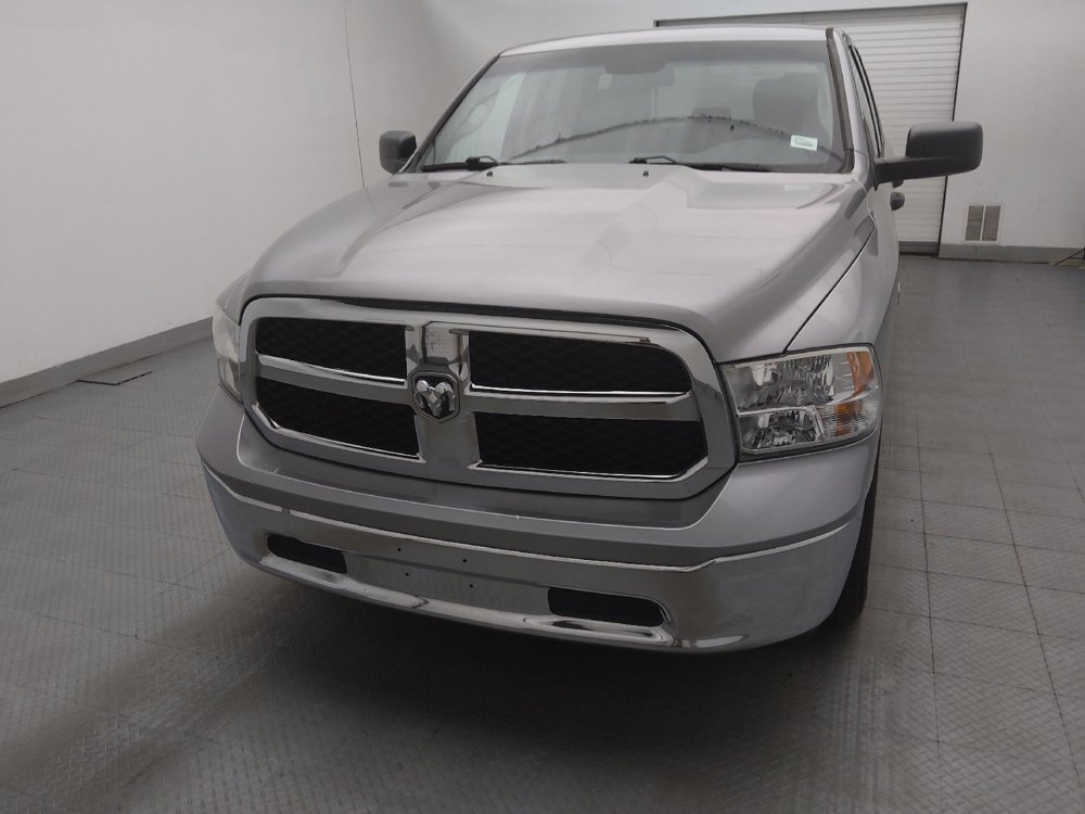 Used 2020 RAM 1500 Tradesman w/ Chrome Appearance Group RWD image 15