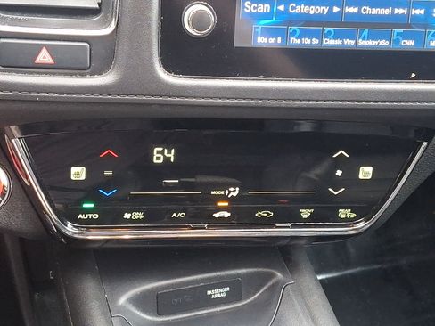 Used 2020 Honda HR-V EX-L image 16