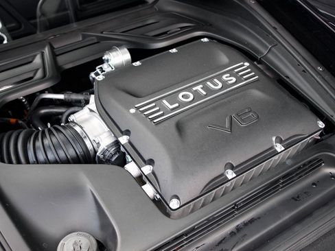 Used 2025 Lotus Emira image 20