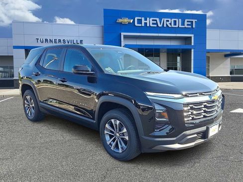 New 2027 Chevrolet Equinox LT w/ Convenience Package II FWD image 2