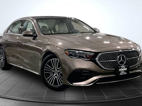 Used 2026 Mercedes-Benz E 350 4MATIC Sedan image 13