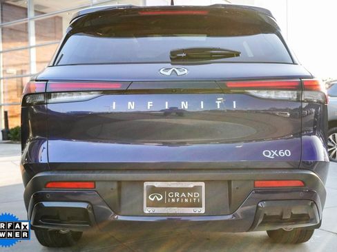 Certified 2025 INFINITI QX60 Luxe image 10