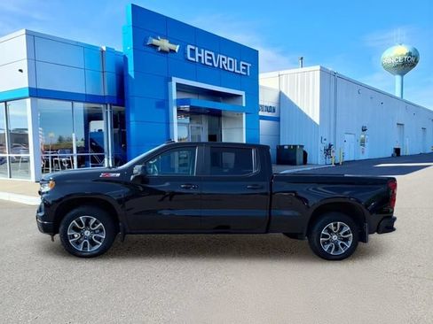 Used 2023 Chevrolet Silverado 1500 RST AWD/4WD image 7