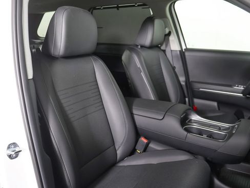 Used 2026 Hyundai Palisade Limited AWD/4WD image 32