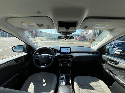 Used 2022 Ford Escape SE image 19