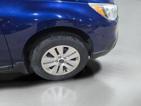 Used 2017 Subaru Outback 2.5i Premium AWD/4WD image 26