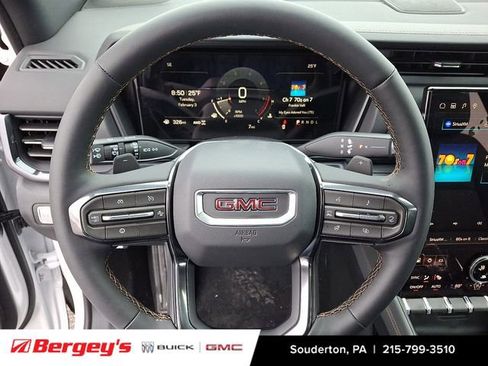 New 2026 GMC Terrain AT4 w/ LPO, Black Badging Package AWD/4WD image 15