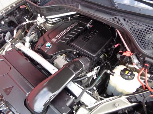 Used 2017 BMW X5 xDrive35i w/ Premium Package image 3