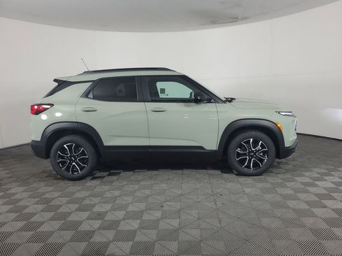 New 2026 Chevrolet TrailBlazer ACTIV FWD image 3