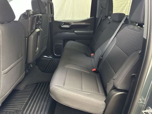 Used 2025 Chevrolet Silverado 1500 LT AWD/4WD image 12