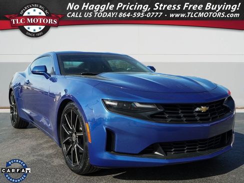 Used 2019 Chevrolet Camaro LT image 1