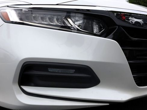 Used 2018 Honda Accord LX image 21