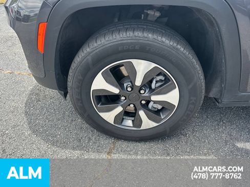 Used 2024 Jeep Grand Cherokee Limited 4xe AWD/4WD image 12