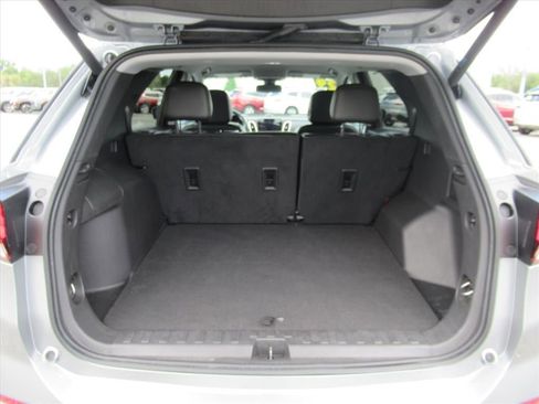 Used 2024 Chevrolet Equinox Premier FWD image 33