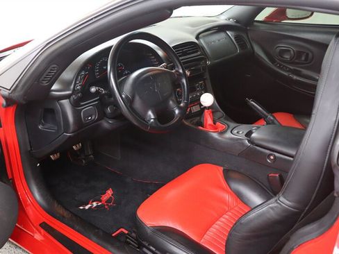 Used 2002 Chevrolet Corvette Z06 RWD image 19