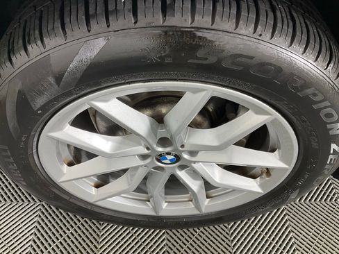 Used 2022 BMW X5 xDrive40i image 9