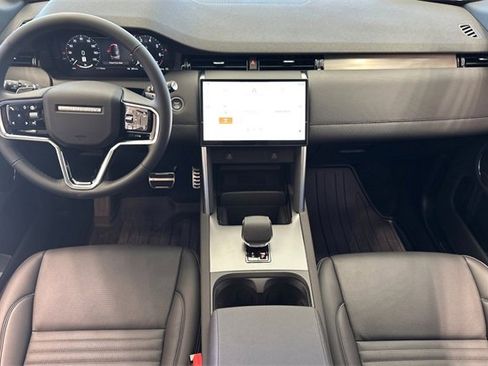 New 2025 Land Rover Discovery Sport Dynamic SE image 12