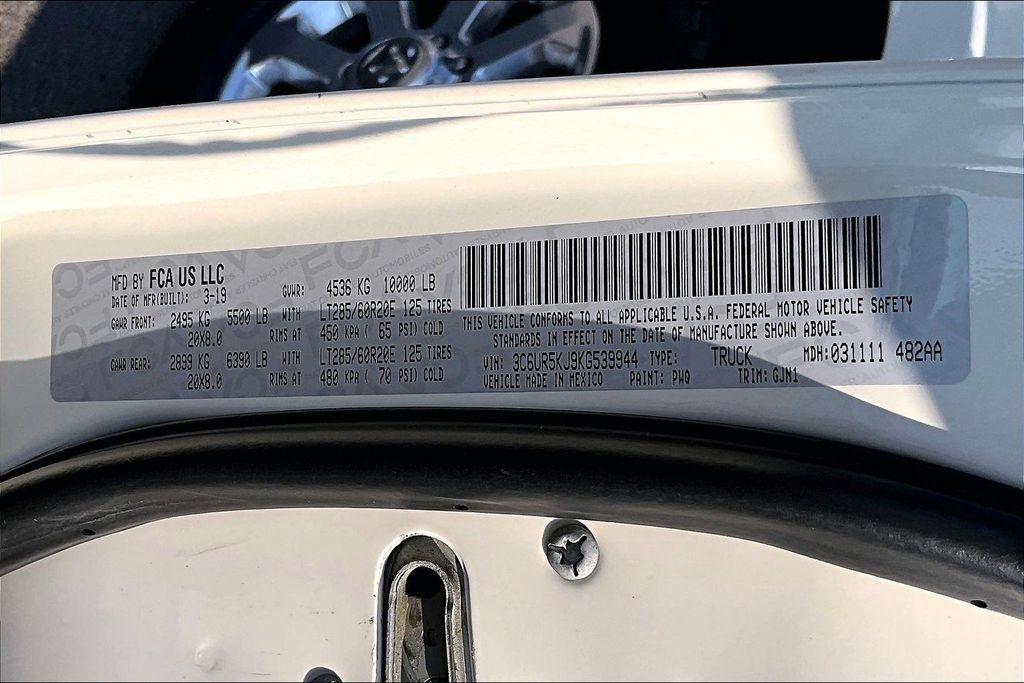 Used 2019 RAM 2500 Laramie AWD/4WD image 32