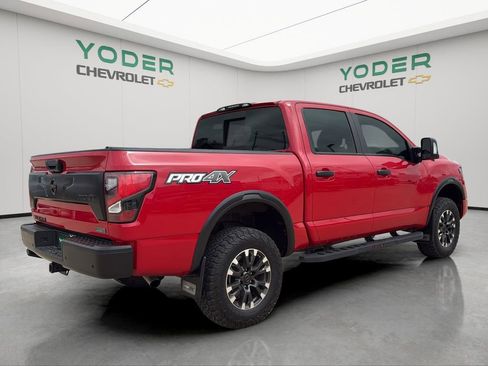 Used 2021 Nissan Titan PRO-4X w/ Pro-4x Convenience Package AWD/4WD image 6