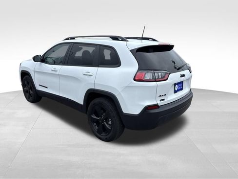 Used 2023 Jeep Cherokee Altitude Lux AWD/4WD image 4
