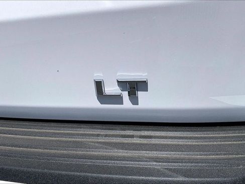 New 2026 Chevrolet Suburban LT w/ Comfort Package AWD/4WD image 11