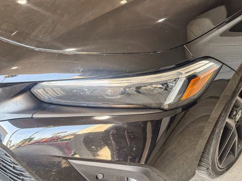 Certified 2024 Honda Civic Sport Touring image 9