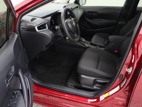 Used 2026 Toyota Corolla LE FWD image 14