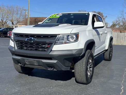 Used 2018 Chevrolet Colorado ZR2 w/ LPO, Premium Interior Package image 19