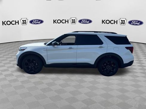 Used 2023 Ford Explorer ST-Line AWD/4WD image 4