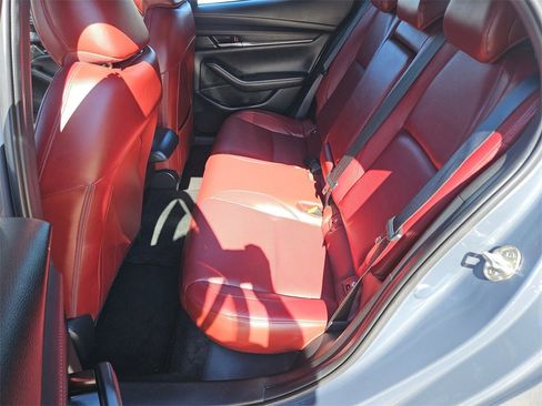 Used 2024 MAZDA MAZDA3 s image 27