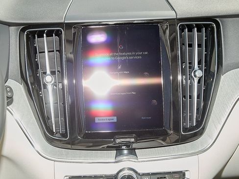 New 2025 Volvo XC60 T8 Plus w/ Protection Package Premier image 22