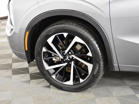 Used 2022 Mitsubishi Outlander SEL AWD/4WD image 53