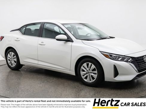 Used 2025 Nissan Sentra S FWD image 1
