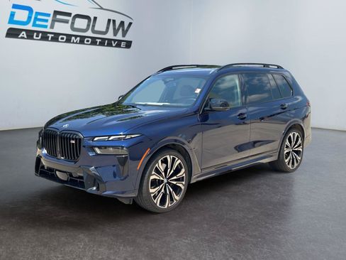 Used 2024 BMW X7 M60i w/ Executive Package AWD/4WD image 7