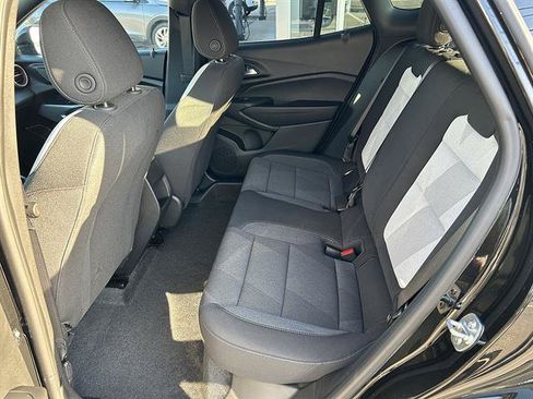 Certified 2024 Chevrolet Trax RS w/ Driver Confidence Package FWD image 28