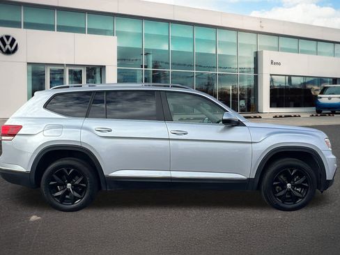 Used 2018 Volkswagen Atlas SEL image 4