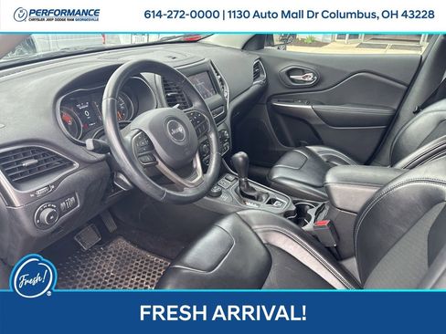 Used 2019 Jeep Cherokee Latitude Plus w/ Cold Weather Group image 12