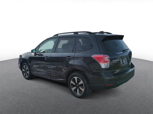 Used 2017 Subaru Forester 2.5i Premium w/ Popular Package #1A image 6